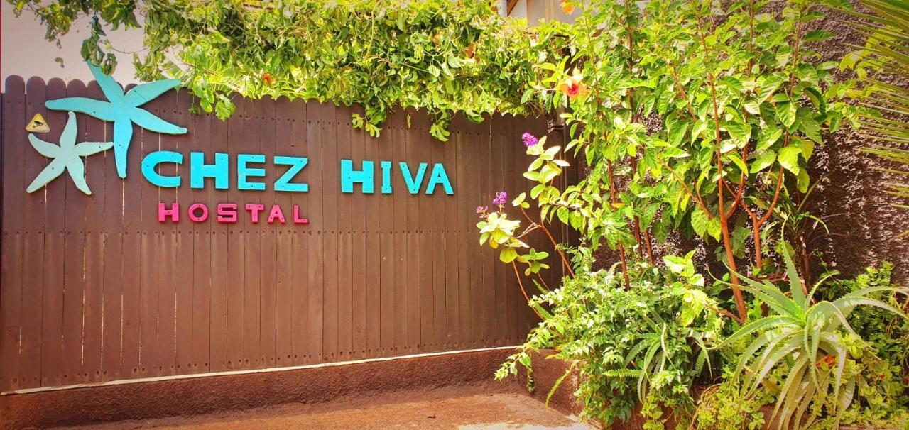 Hotel & Apartments "Chez Hiva" 앙가로아 외부 사진