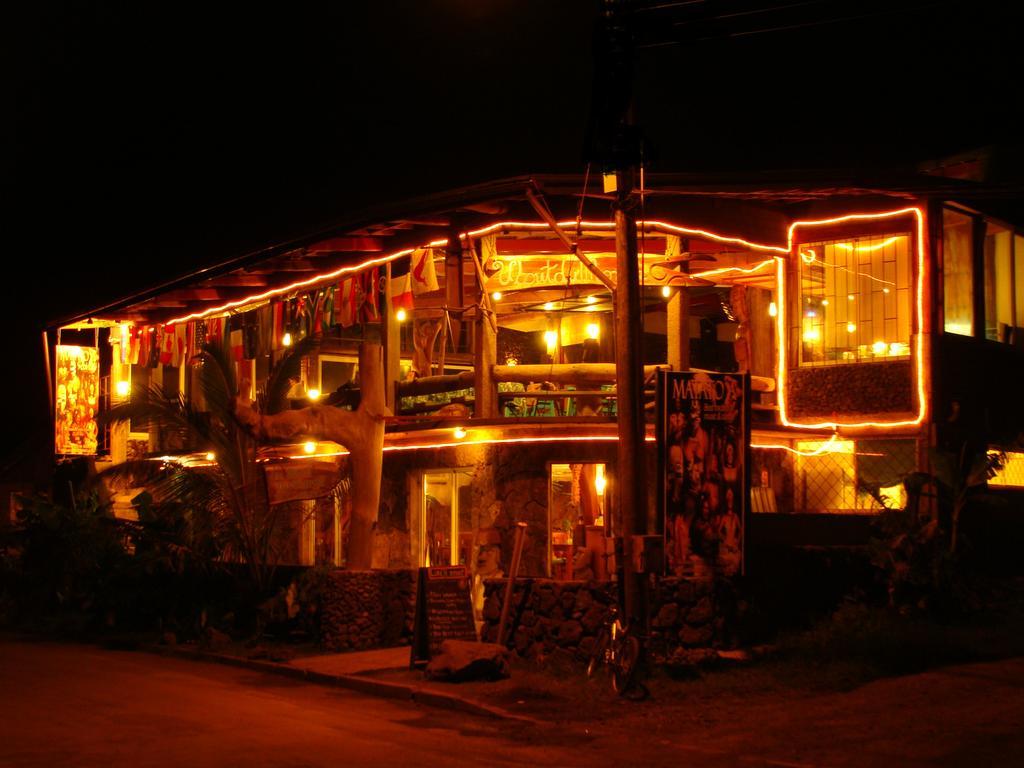 Hotel & Apartments "Chez Hiva" 앙가로아 외부 사진