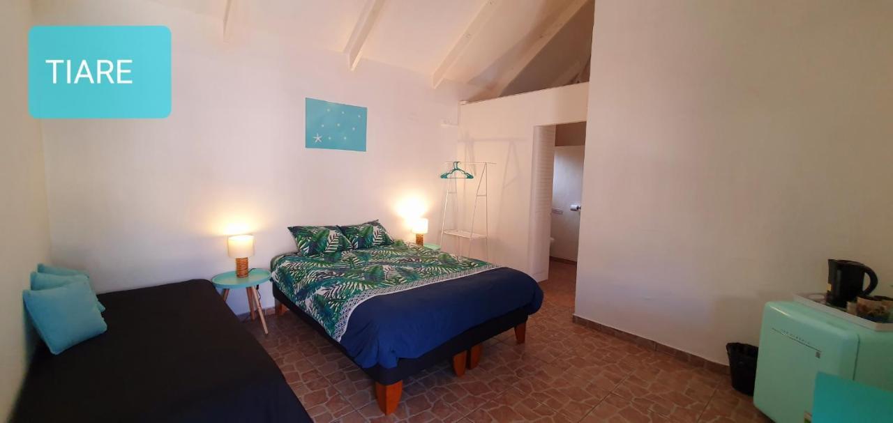 Hotel & Apartments "Chez Hiva" 앙가로아 외부 사진